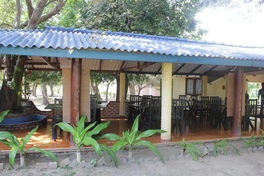 Secret Escape Nilaveli Ayurveda Hotel & Spa Exterior foto