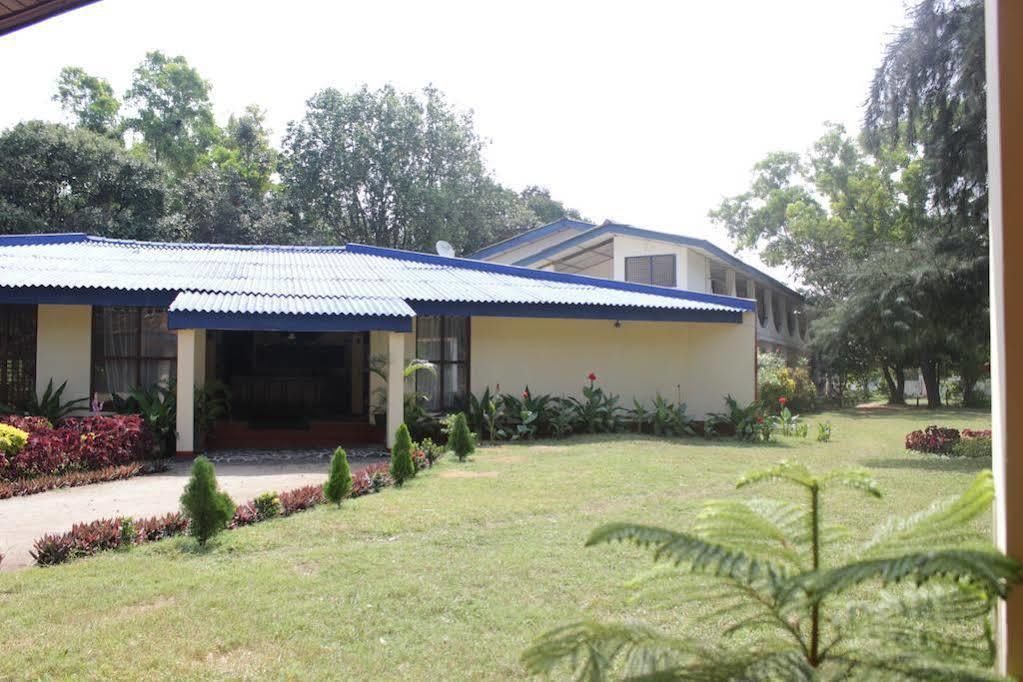 Secret Escape Nilaveli Ayurveda Hotel & Spa Exterior foto